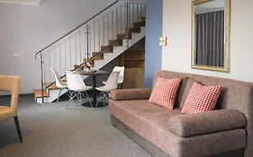 24Hours Apartment Hotel